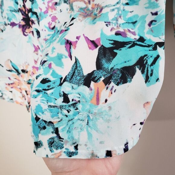 🦋3/$20 Ivanka Trump Turquoise Purple Print 3/4 Sleeve Blouse Semi Sheer V-Neck - Picture 5 of 10